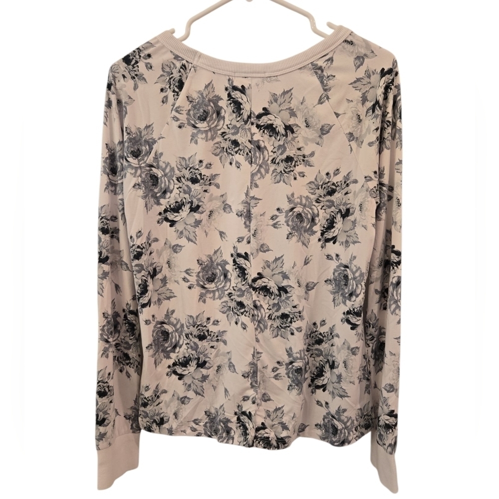 ALTAR'D STATE LONG SLEEVE KNOTTED FLORAL TOP. SIZE MEDIUM. - Picture 2 of 8